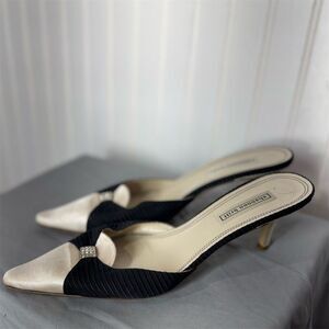 Shannon Britt 9.5M Kitten Heels Satin Mules Italy Rhinestone Bow Black Ivory